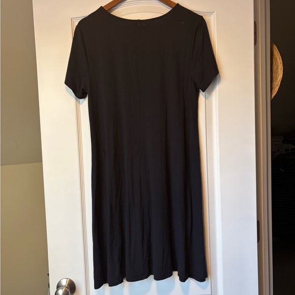 BUNDLE: Women’s Dresses - Picture 7 of 7